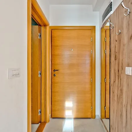 Sale Apartment *
